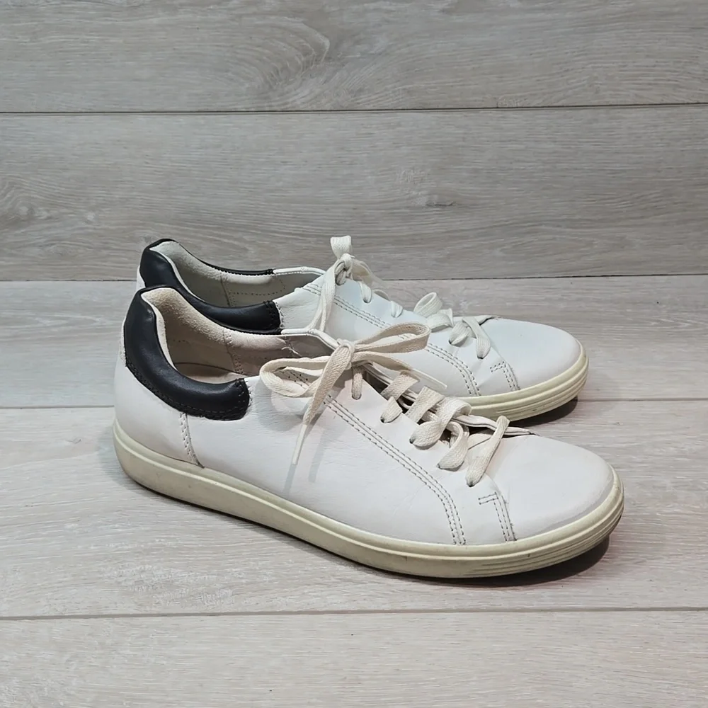 Ecco Womens Leather Lop top sneakers shoes sz 40/9-9.5